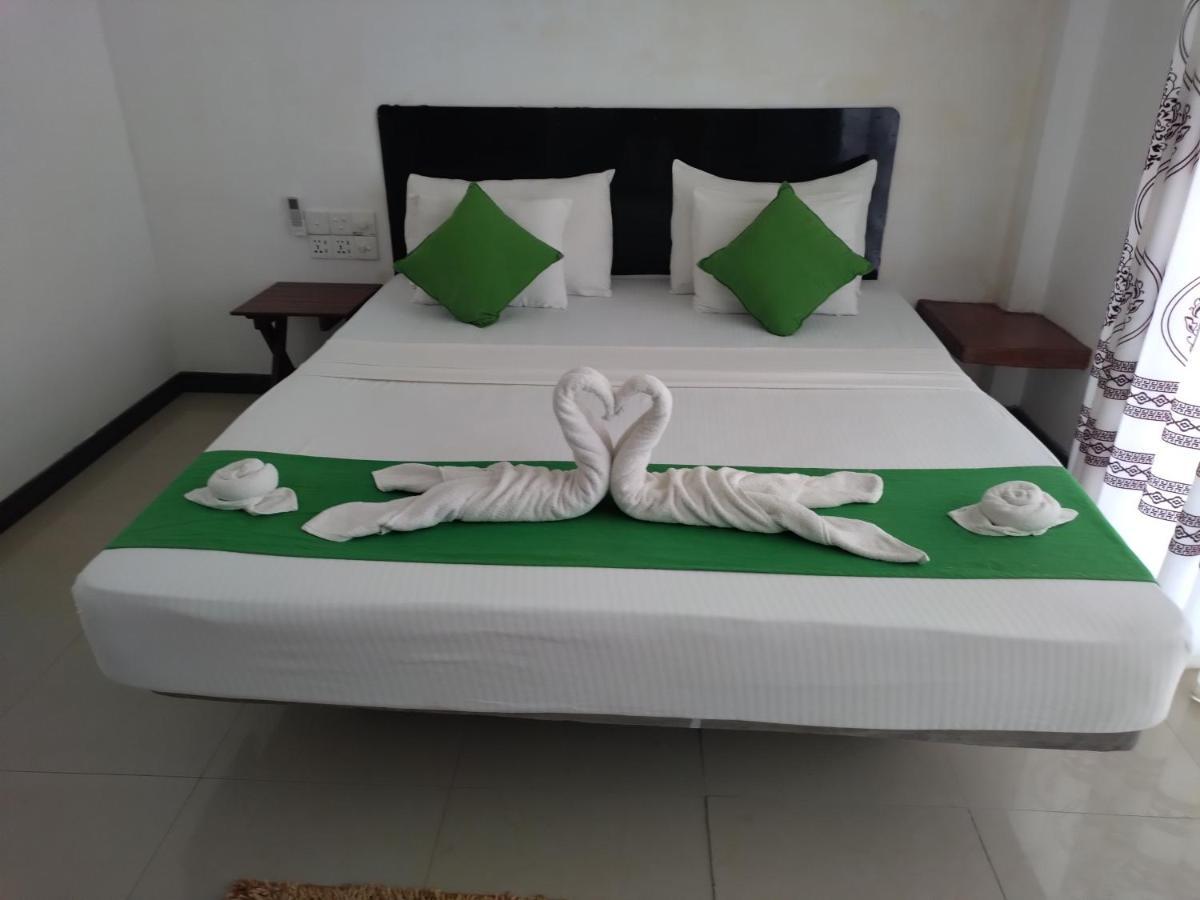 Village Mango Resort Yala Тіссамахарама Екстер'єр фото